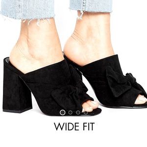 NEW LOOK Black Suede Bow Tied Mules